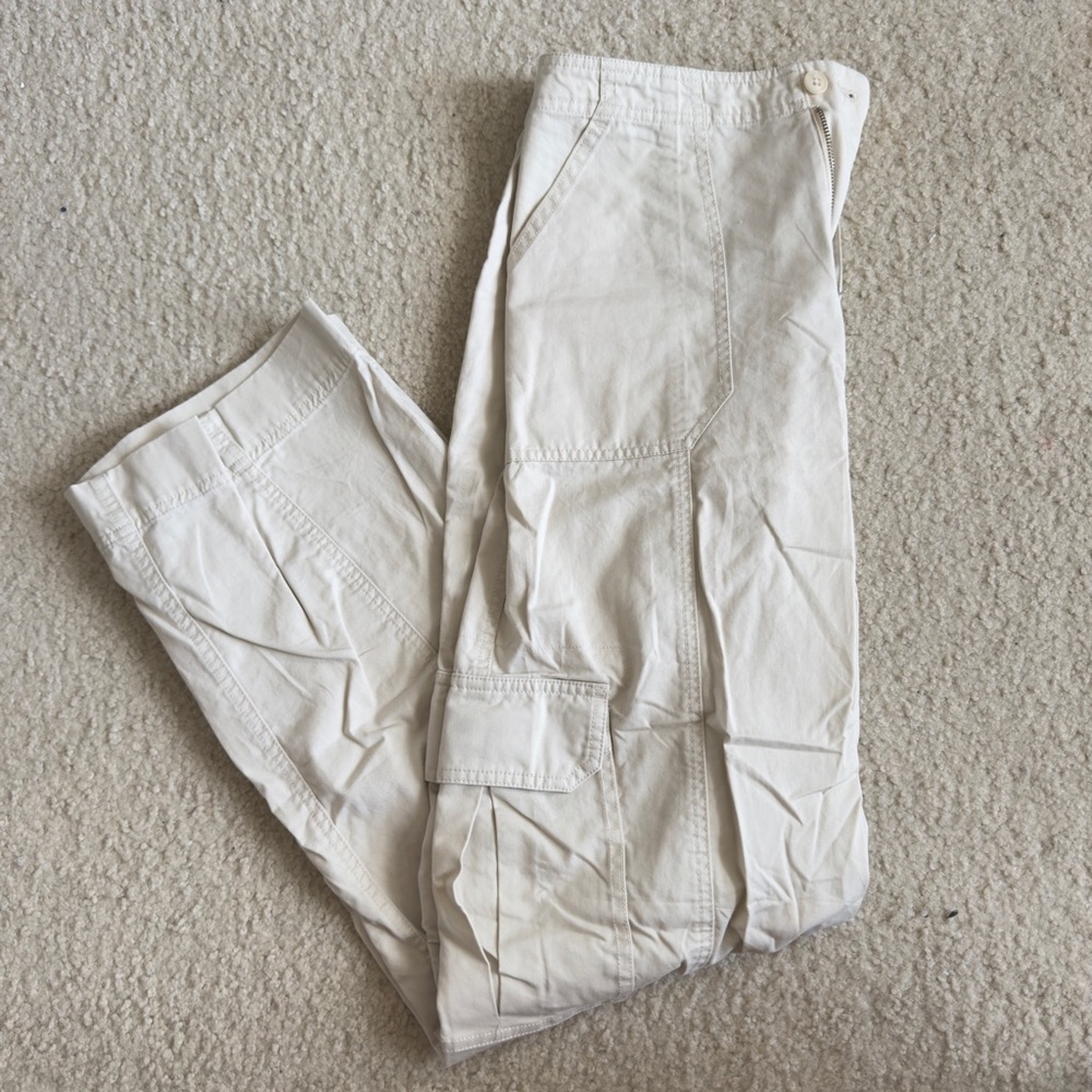 Abercrombie & Fitch Cream Cargo Pants